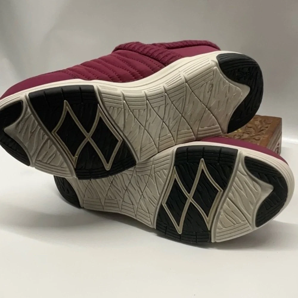 Ryka Water Repellent‎ Slip-On Shoes Aspen 2 Burgundy - Medium - 8